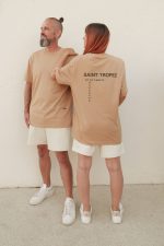 T-shirt Saint-Tropez vibes cappuccino – Image 10